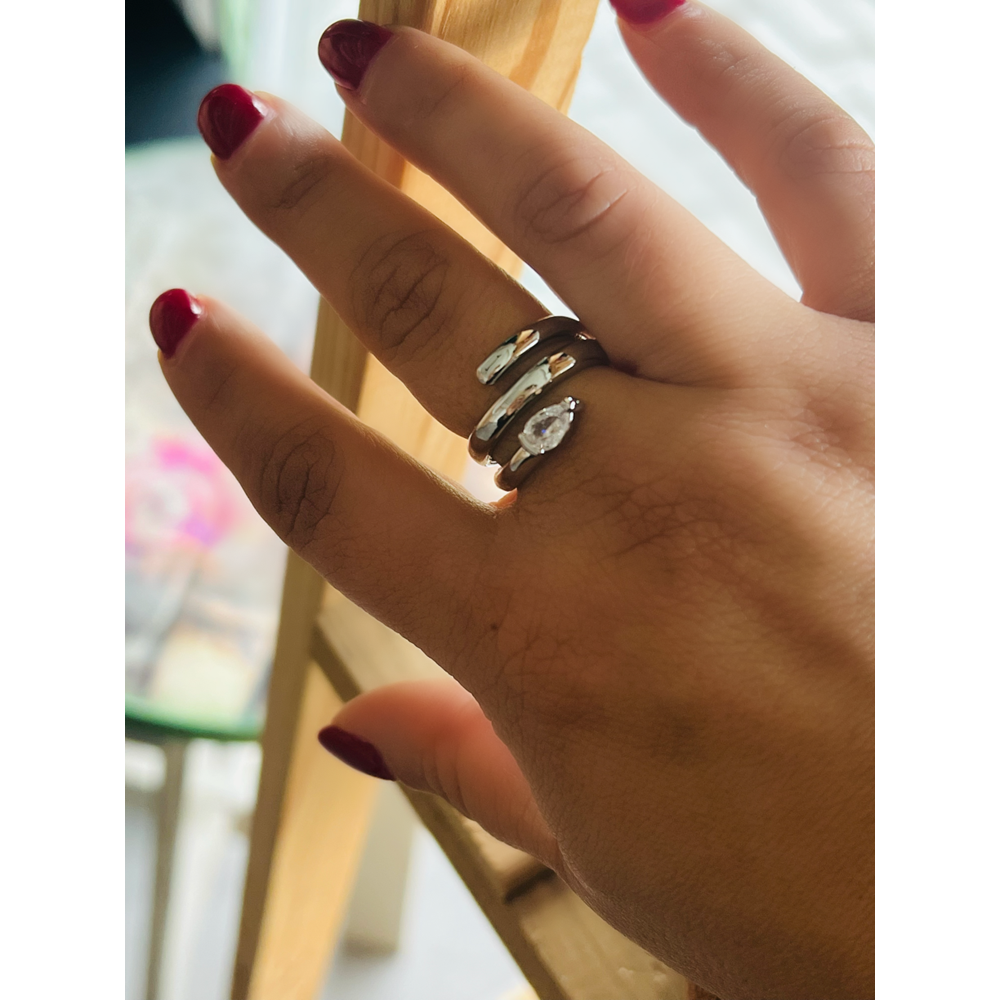 AYARLANABİLİR DAMLA TAŞLI GÜMÜŞ RENK SARMAL YÜZÜK ACR0112