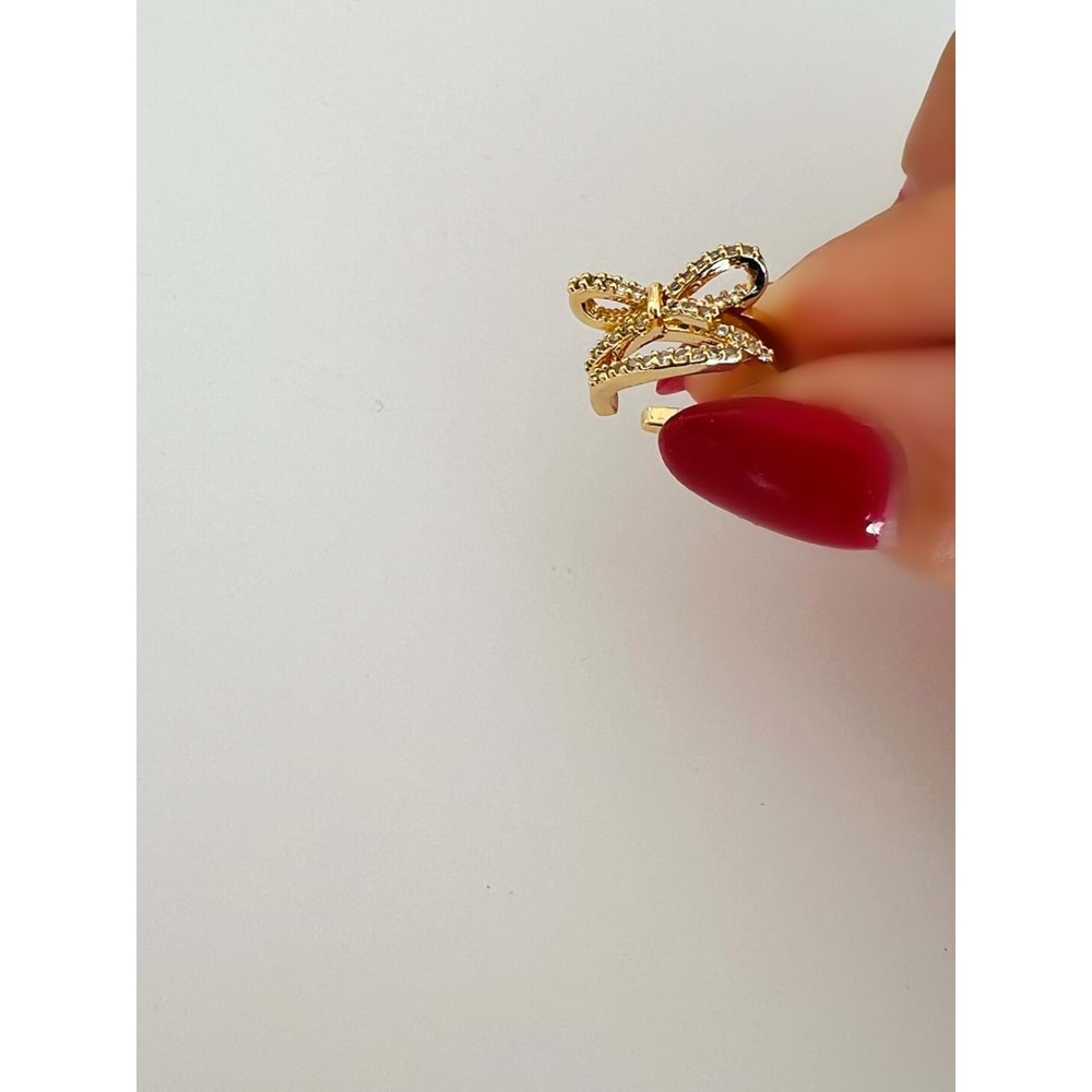 FİYONKLU, KISTIRMALI KIKIRDAK KÜPE GOLD ACR2543
