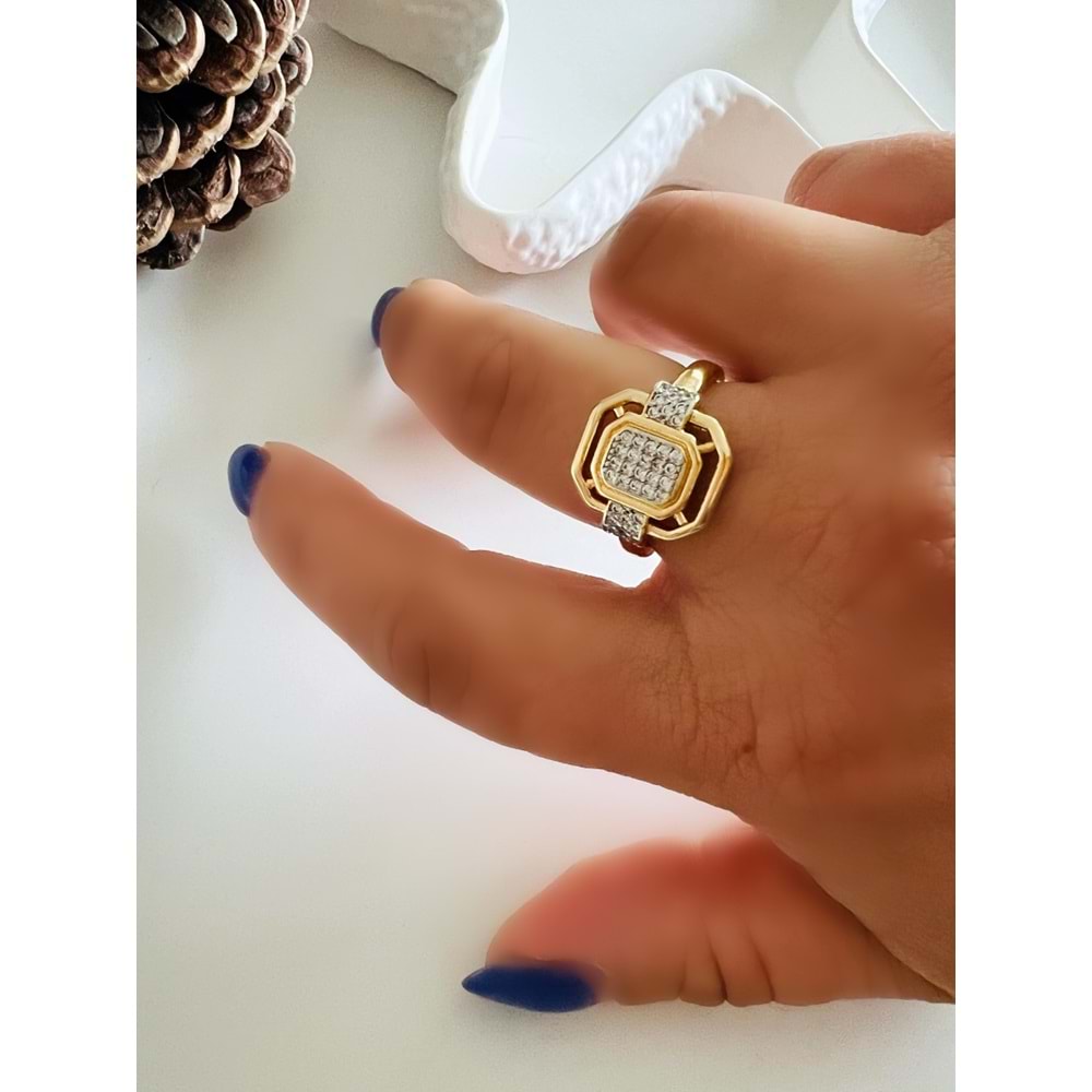 KARE MODEL ÇELİK LEYLA YÜZÜK-GOLD ACR4253