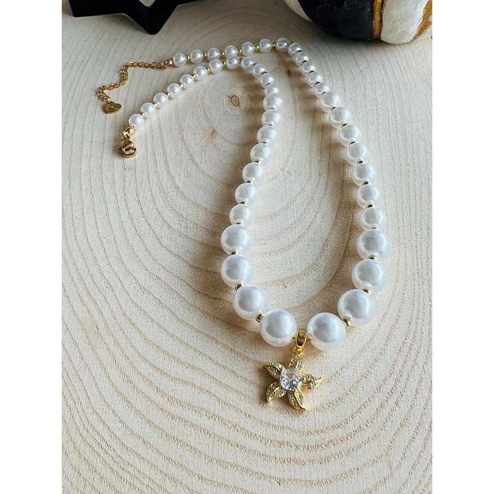 GOLD RENK ÇİÇEKLİ İNCİ ÇELİK KOLYE 46+6 CM ACR4910
