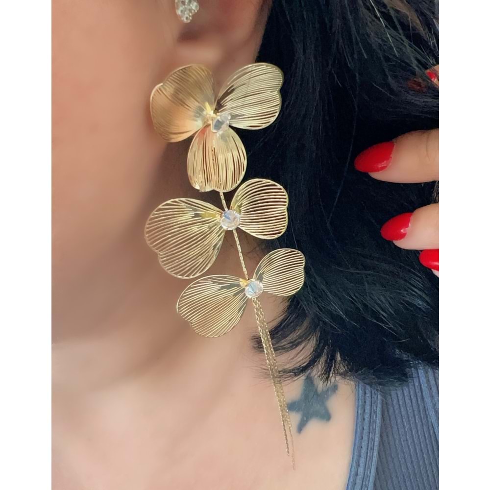 ÜÇLÜ SALLANTILI ÇİÇEK KÜPE-GOLD RENK ACR7306