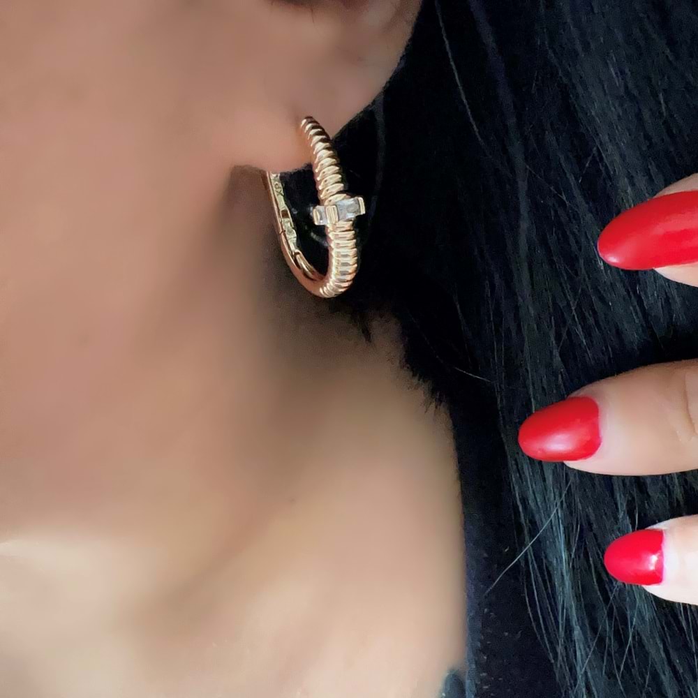 XUPING TAŞLI OVAL KÜPE-ROSE RENK ACR7834