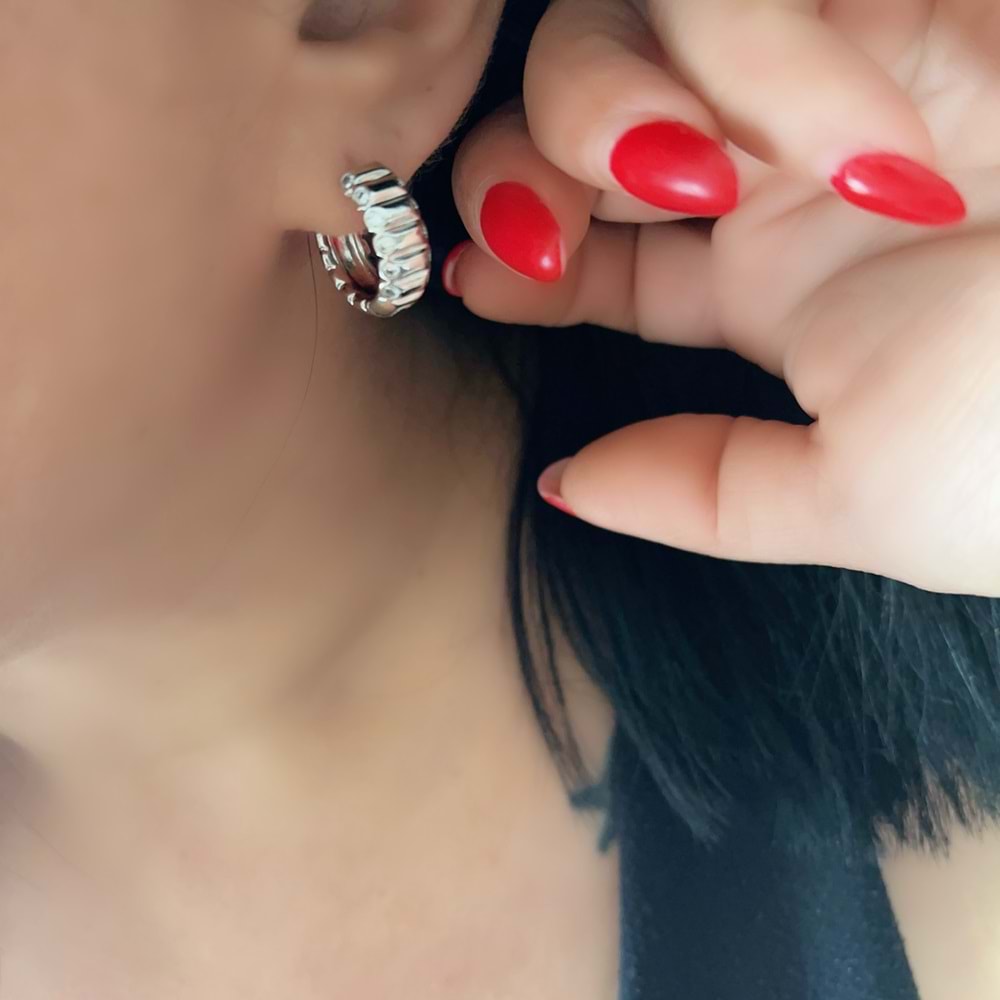 XUPING TAŞLI MİNİMAL HALKA KÜPE-GÜMÜŞ RENK ACR7838