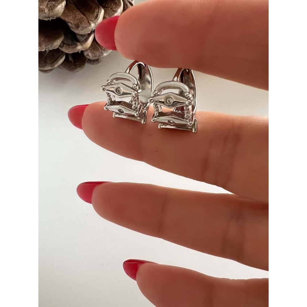 XUPING TAŞLI, GÖZ DETAYLI MİNİMAL HALKA KÜPE-GÜMÜŞ RENK ACR7842