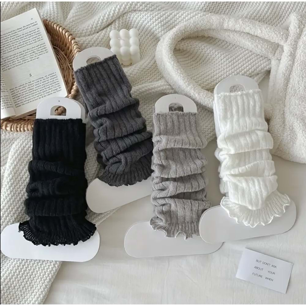 KADINLAR İÇİN DİKEY ÇİZGİLİ, MODA, ÇOK YÖNLÜ BALDIR ÇORAPLARI ACR7845