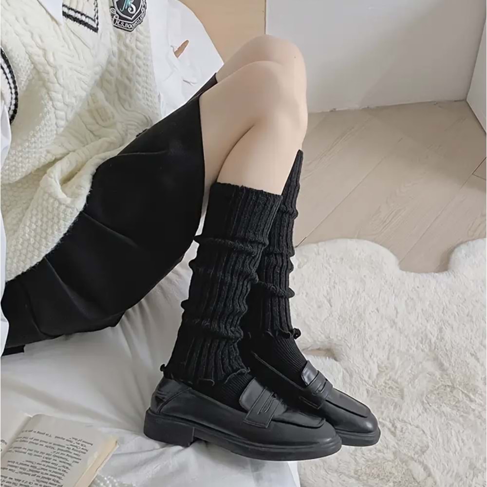 KADINLAR İÇİN DİKEY ÇİZGİLİ, MODA, ÇOK YÖNLÜ BALDIR ÇORAPLARI ACR7845