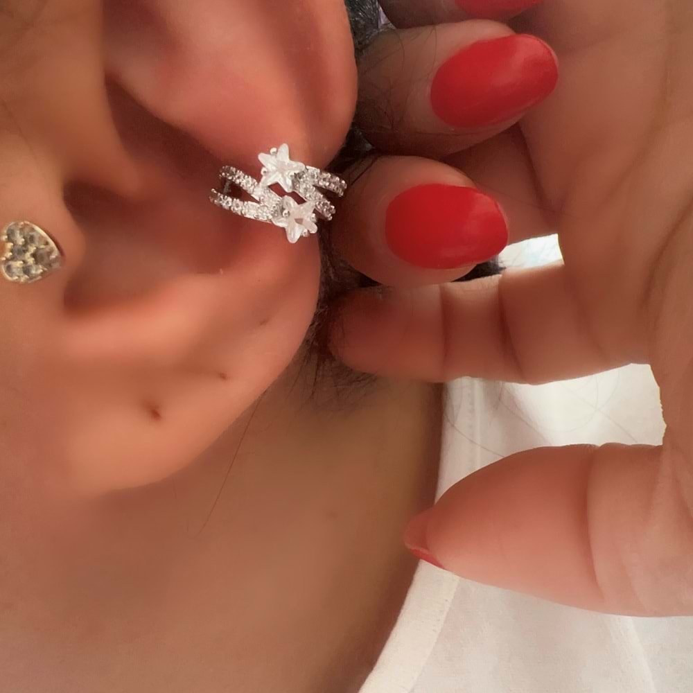 İKİLİ YILDIZ GÖRÜNÜMLÜ KIKIRDAK (EARCUFF) KÜPE-GÜMÜŞ RENK ACR7955