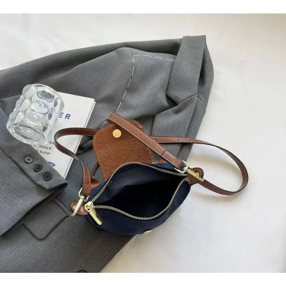 AYARLANABİLİR LACİVERT KÜÇÜK ŞIK OMUZ ÇANTASI ACR8081