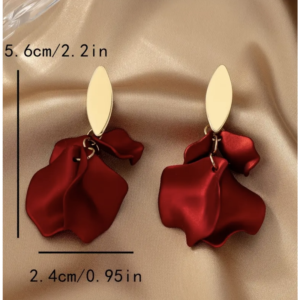 KIRMIZI RENK GÜL YAPRAK KÜPE ACR8215