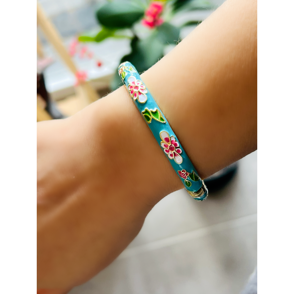 ÖZEL SERİ MAVİ MİNELİ, ÇİÇEK DESENLİ KELEPÇE ACR8704