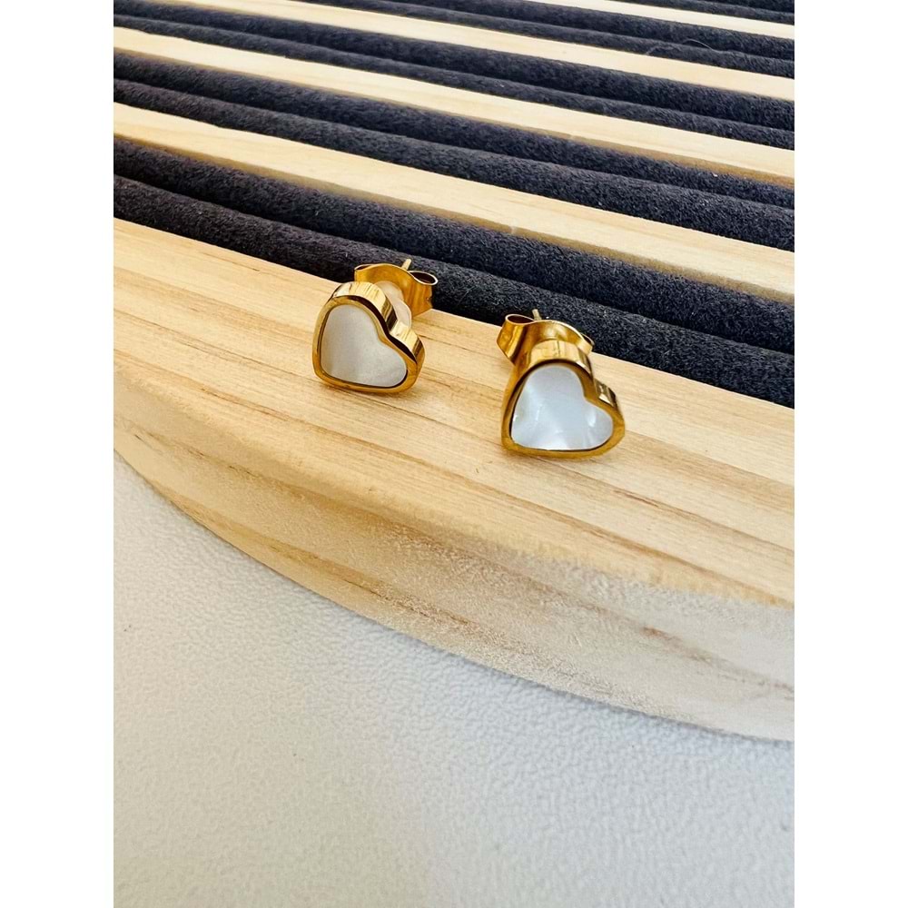 GOLD RENK SEDEFLİ ÇELİK KALP KÜPE 8 MM ACR9641