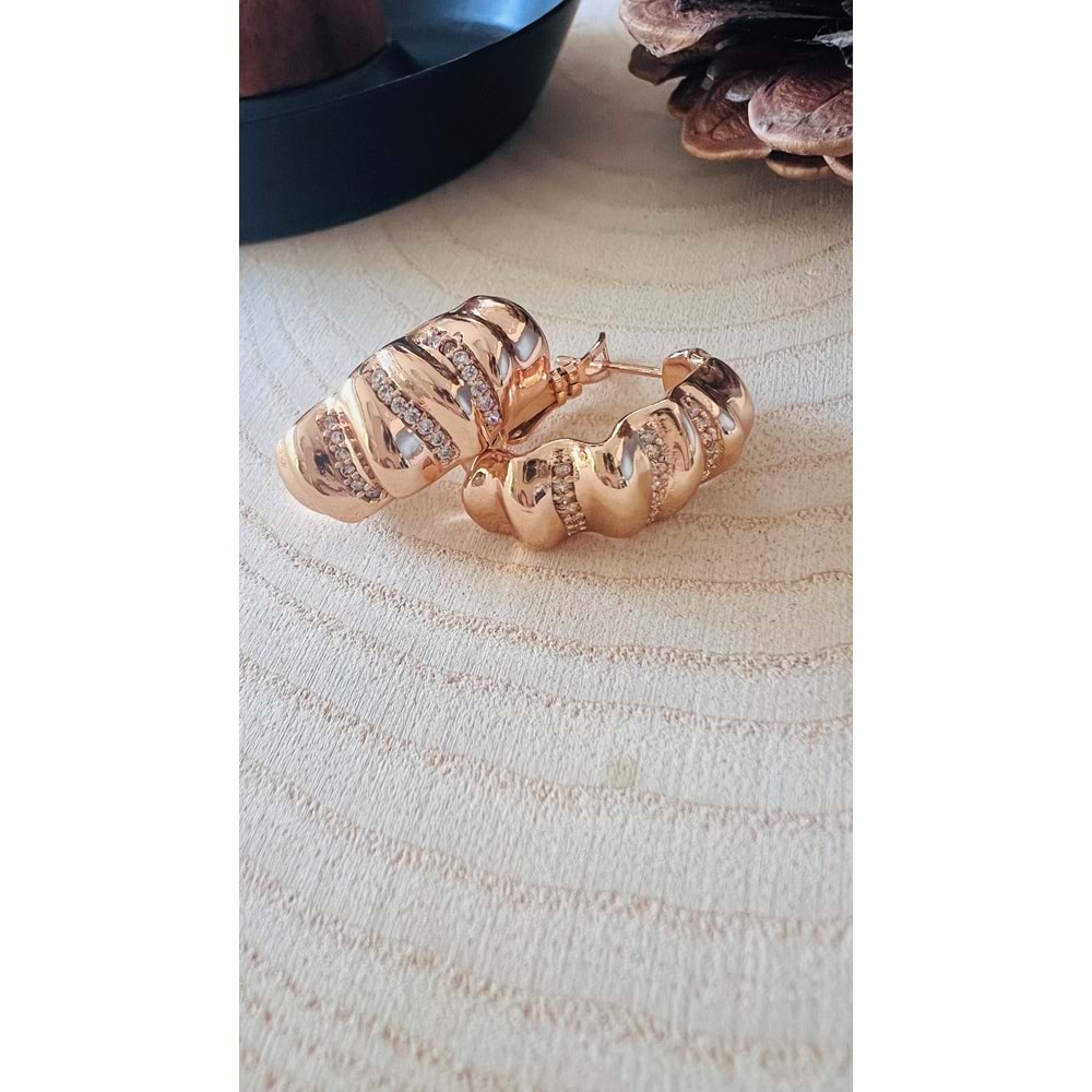 XUPING ROSE RENK ZİRKON TAŞLI KIVRIMLI BOMBE KÜPE ACR9678