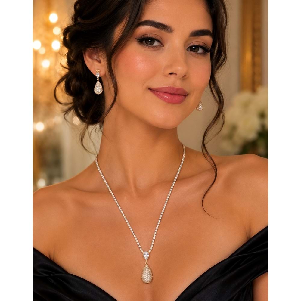 DAMLA MODEL, GOLD RENK, ZİRKON TAŞLI SUYOLU KOLYE VE KÜPE SETİ ACR9835