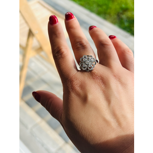 AYARLANABİLİR GÜMÜŞ RENK DÖNEBİLEN 4 KALPLİ TAŞLI YONCA ÇELİK YÜZÜK ACR0127