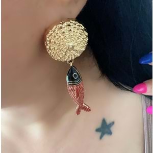 ÖZEL SERİ MARKA MODEL BALIK KÜPE-KIRMIZI, SİYAH ACR7299