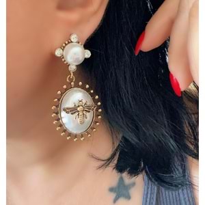 İNCİLİ, ARILI, TASARIM KÜPE ACR7309