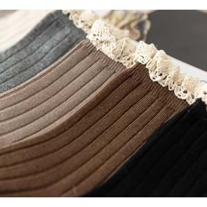 KIZ ÇOCUKLARI İÇİN VİNTAGE DANTELLİ, FIRFIRLI, ÇORAP (9-12Y) ACR7489