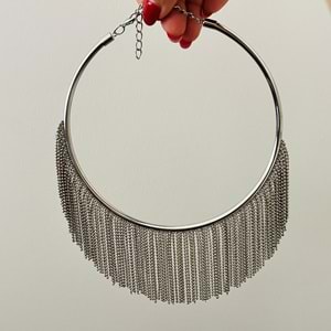 MARKA MODEL DORİKA SALLANTILI CHOKER KOLYE ACR7647