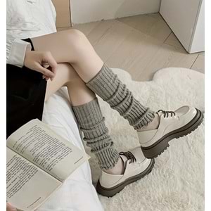 KADINLAR İÇİN DİKEY ÇİZGİLİ, MODA, ÇOK YÖNLÜ BALDIR ÇORAPLARI ACR7845