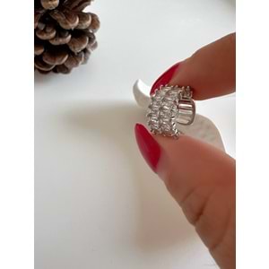 BAGET TAŞLI KIKIRDAK (EARCUFF) KÜPE-GÜMÜŞ RENK ACR7951