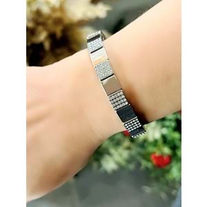 GÜMÜŞ RENK KARE TAŞLI LASTİKLİ BİLEKLİK ACR8613