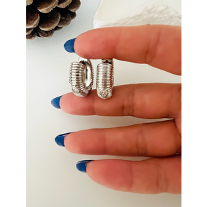 XUPING TAŞLI BRACT HALKA KÜPE-GÜMÜŞ RENK ACR9192