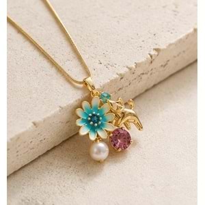 İKİ AYRI KOLYEDEN OLUŞAN, ÇELİK GOLD RENK, RENKLİ TAŞLI VE KEDİ FİGÜRLÜ ÇİÇEKLİ KOMBİN KOLYE ACR9775