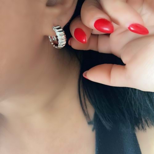 XUPING TAŞLI MİNİMAL HALKA KÜPE-GÜMÜŞ RENK ACR7838