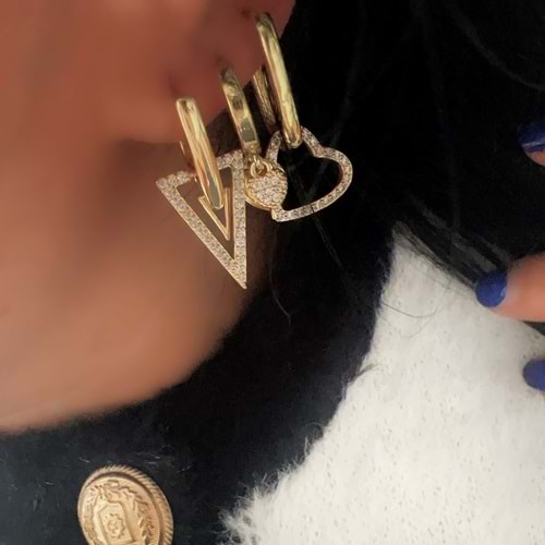 ÜÇLÜ TAŞLI ÜÇGEN-KALPLİ KÜPE SETİ-GOLD RENK ACR9473