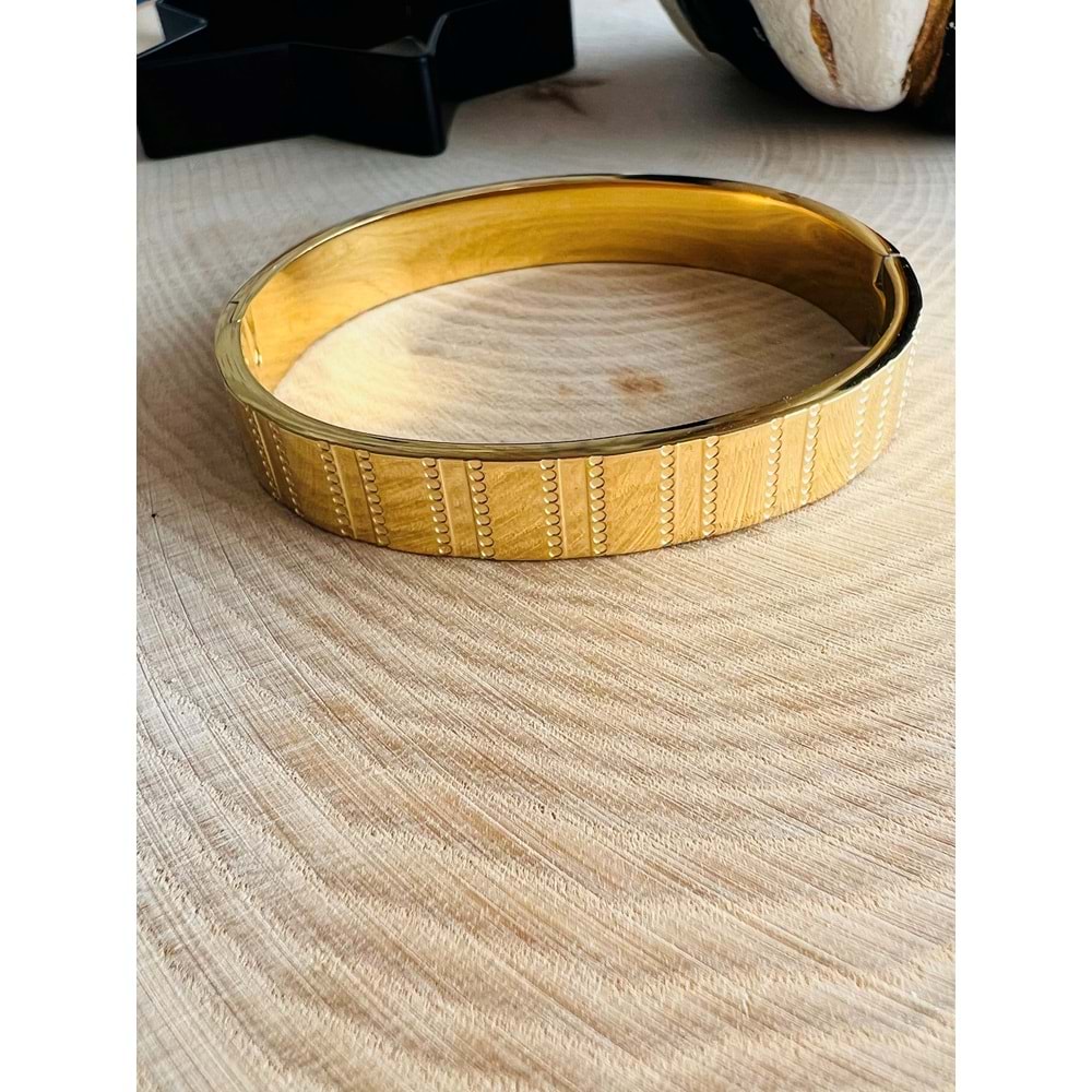GOLD RENK NOKTA DESEN ÇELİK KELEPÇE ACR0190