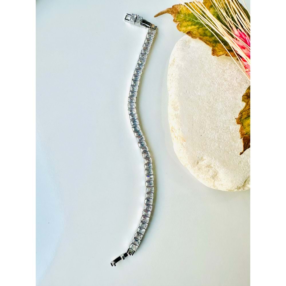 XUPING GÜMÜŞ RENK BAGET TAŞLI SUYOLU BİLEKLİK 17+2 CM-5 MM ACR1527-1