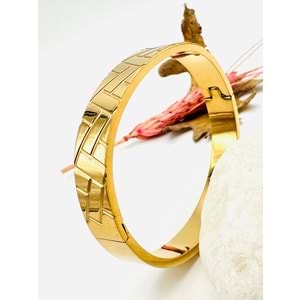 GOLD RENK KARE DESEN ÇELİK KELEPÇE ACR3167