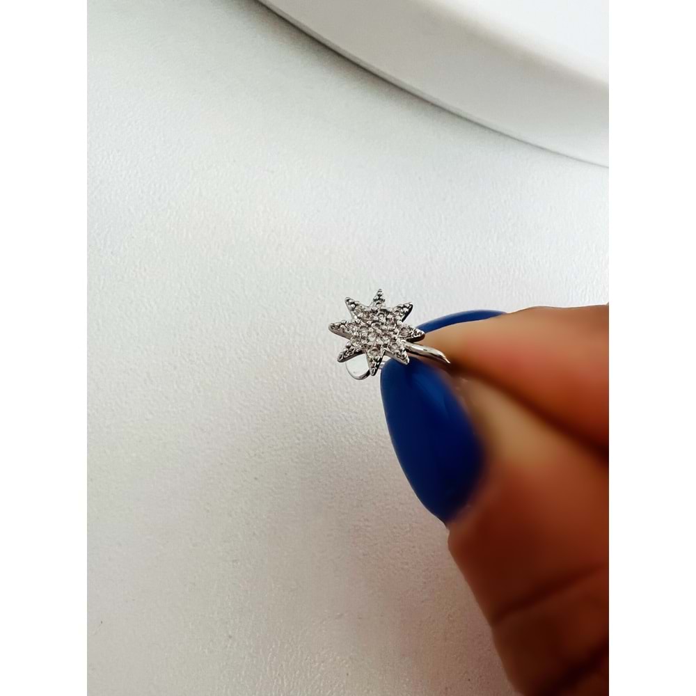 YILDIZLI KISTIRMALI, KIKIRDAK KÜPE GÜMÜŞ ACR3769