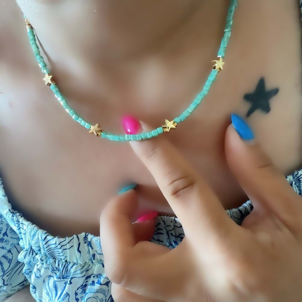 YEŞİL BONCUKLU,YILDIZLI ÇELİK KOLYE 41+6CM-GOLD RENK ACR6069