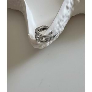 ÜÇ TAŞLI KIKIRDAK (ERACUFF) KÜPE-GÜMÜŞ RENK ACR7949