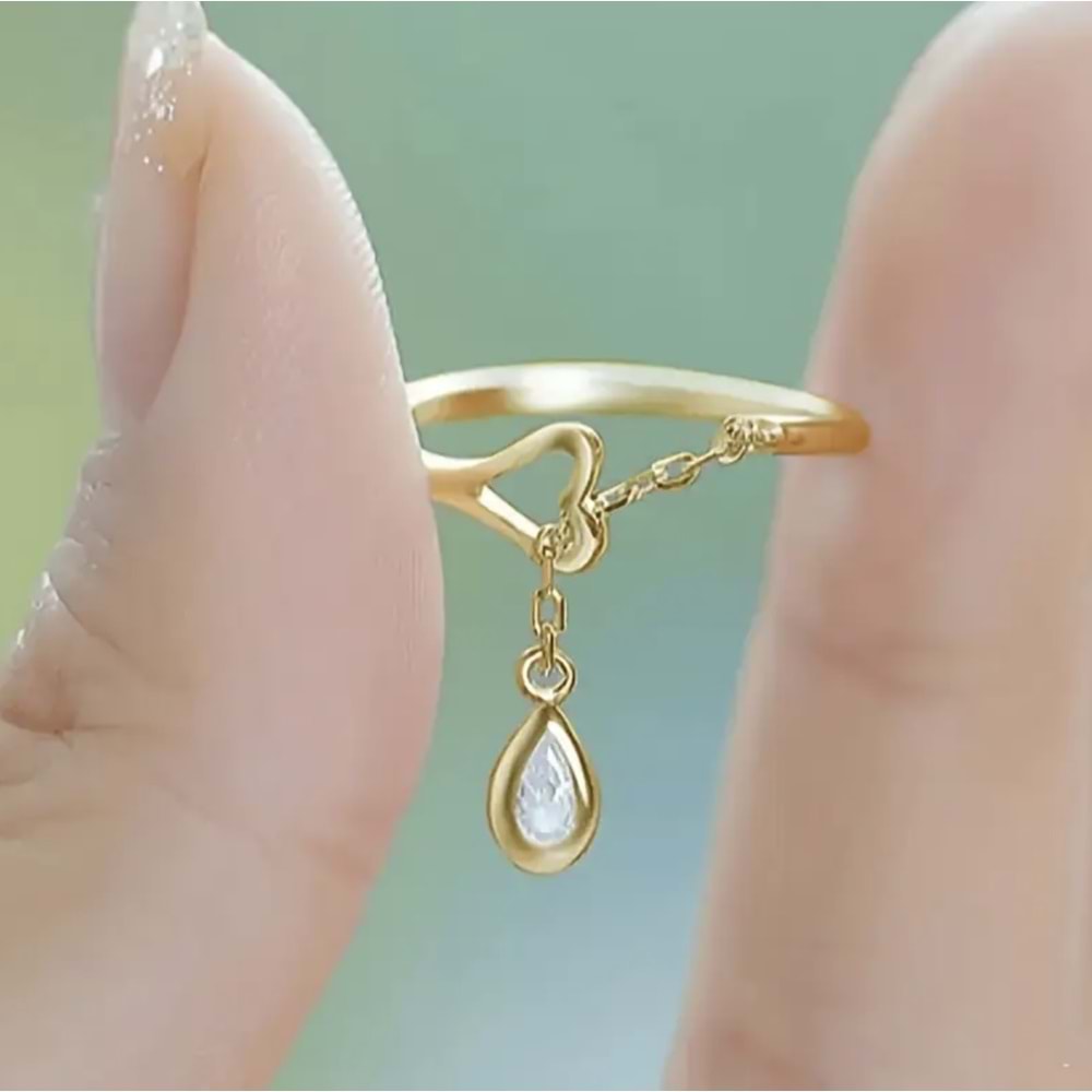 DAMLA UÇLU, ZİNCİR SALLANTILI KALP YÜZÜK ACR8342