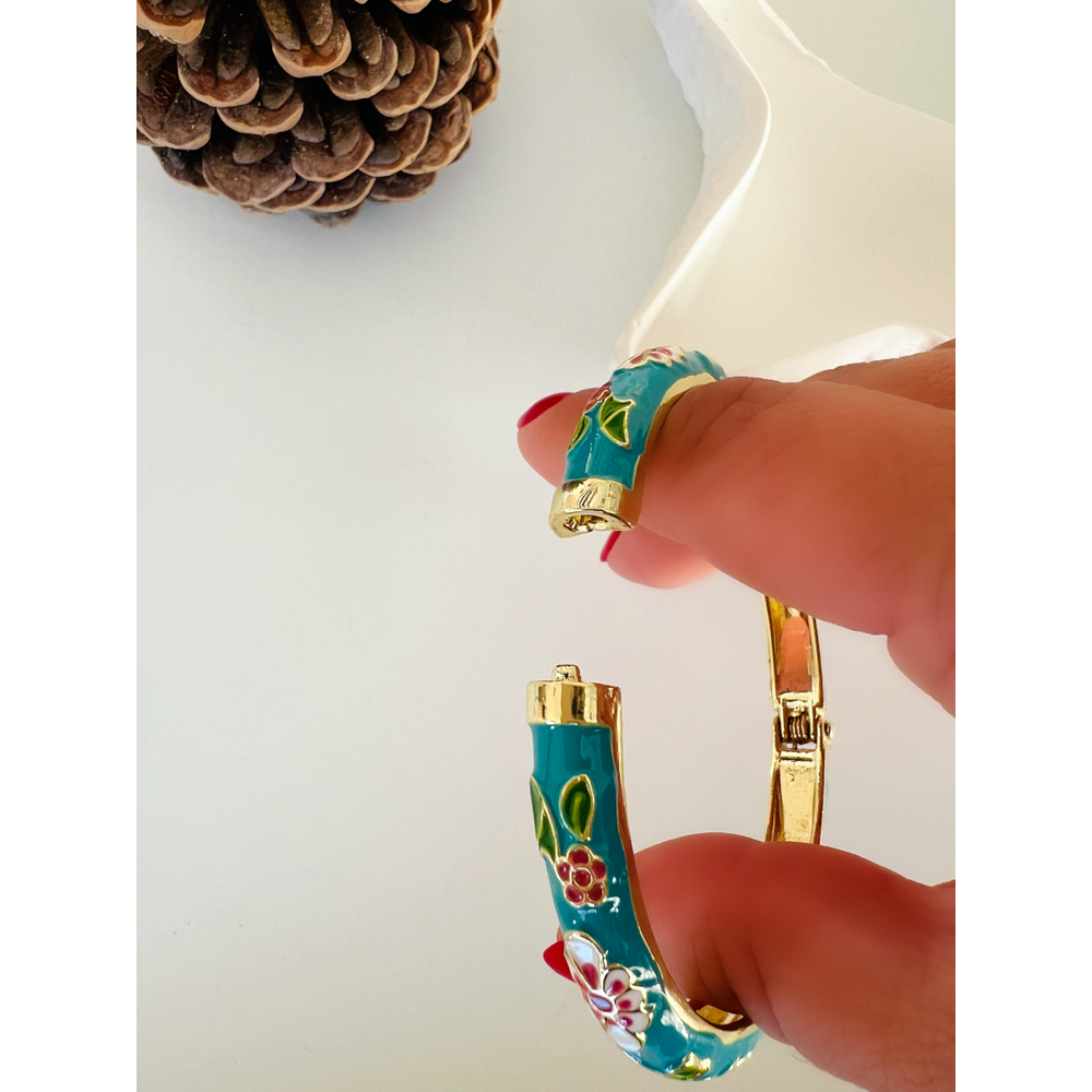 ÖZEL SERİ MAVİ MİNELİ, ÇİÇEK DESENLİ KELEPÇE ACR8704