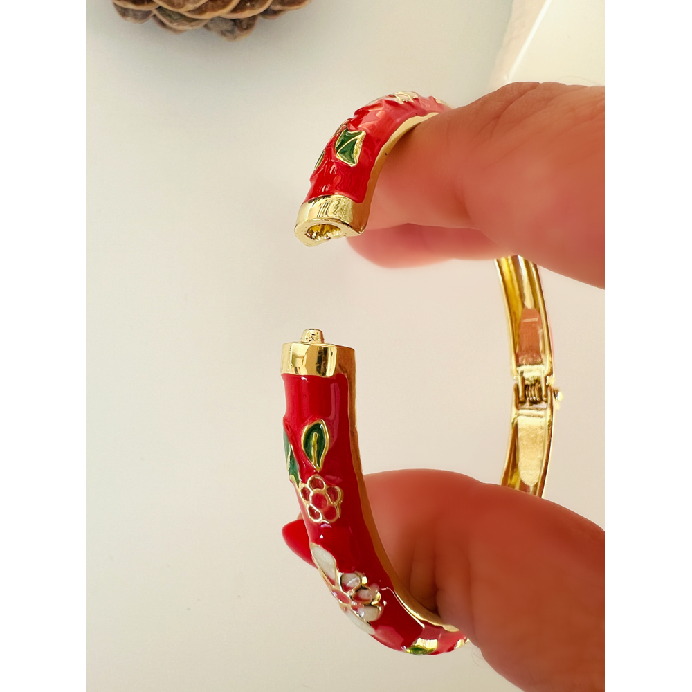 ÖZEL SERİ KIRMIZI MİNELİ, ÇİÇEK DESENLİ KELEPÇE ACR8708