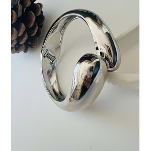 GÜMÜŞ RENK ÖZEL SERİ DAMLA KELEPÇE ACR9485