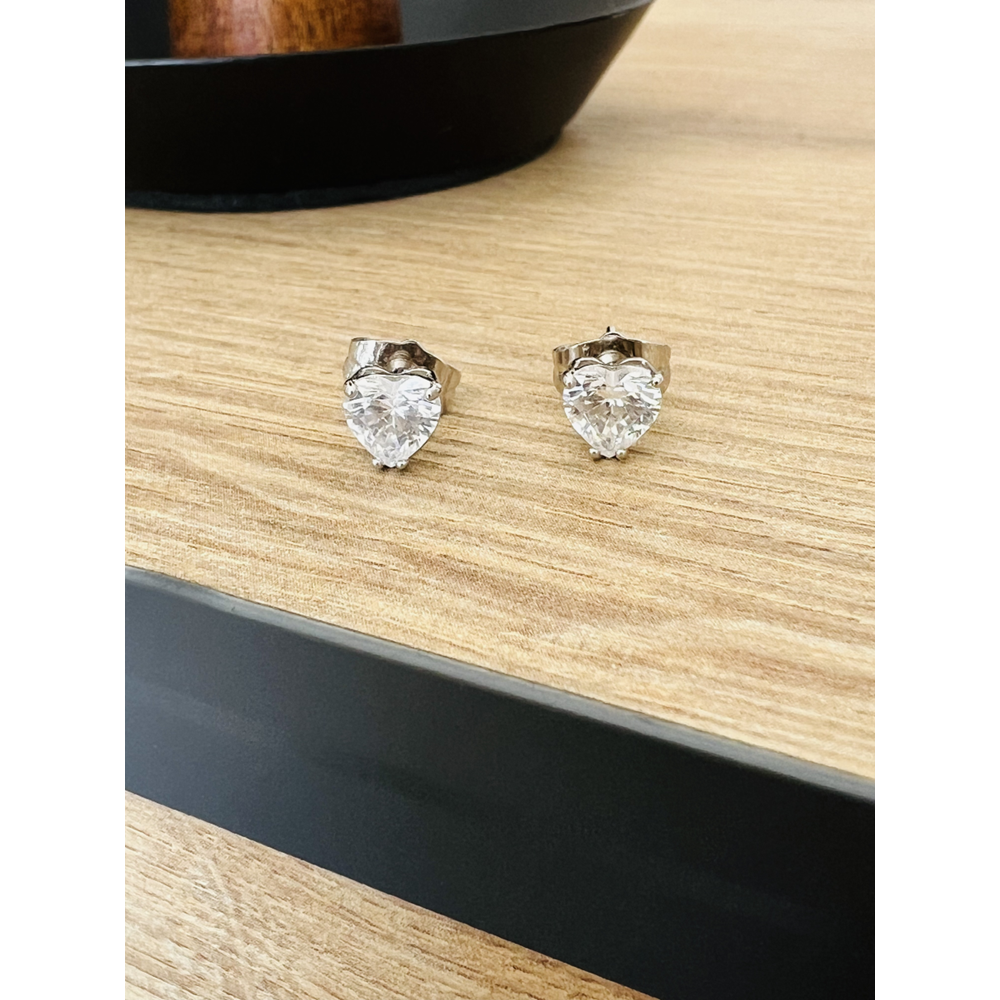 XUPING GÜMÜŞ RENK TAŞLI MİNİMAL KALP KÜPE 6MM ACR9494